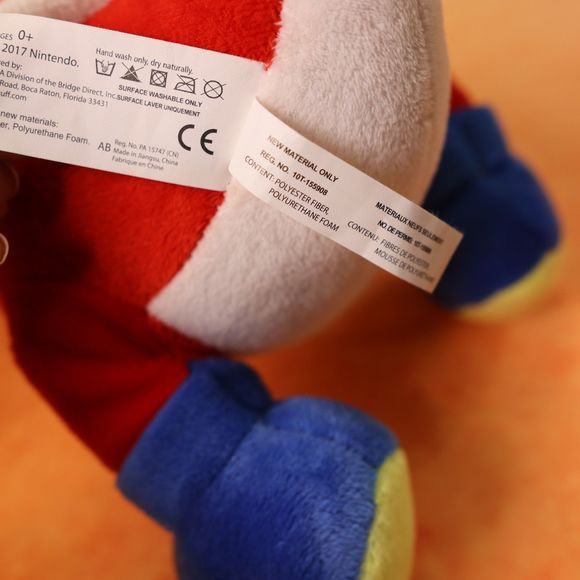 Nintendo Super Mario Red Yoshi 14" Stuffed Toy Plush Size Medium - Picture 7 of 11